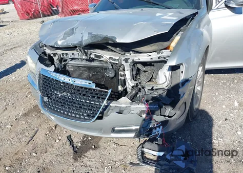 2014 Chrysler 300 из США, поврежденный, VIN 2C3CCAAG1EH136294